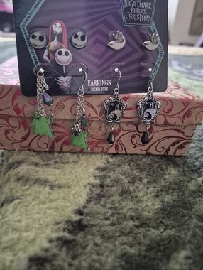 The Nightmare Before Christmas Earrings Set